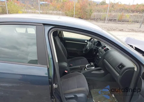 2006 Volkswagen Jetta Value Edition из США, поврежденный, VIN 3VWPF71K86M672459